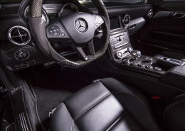 SLS R197 Mercedes Tuning AMG Interior Carbon Leder