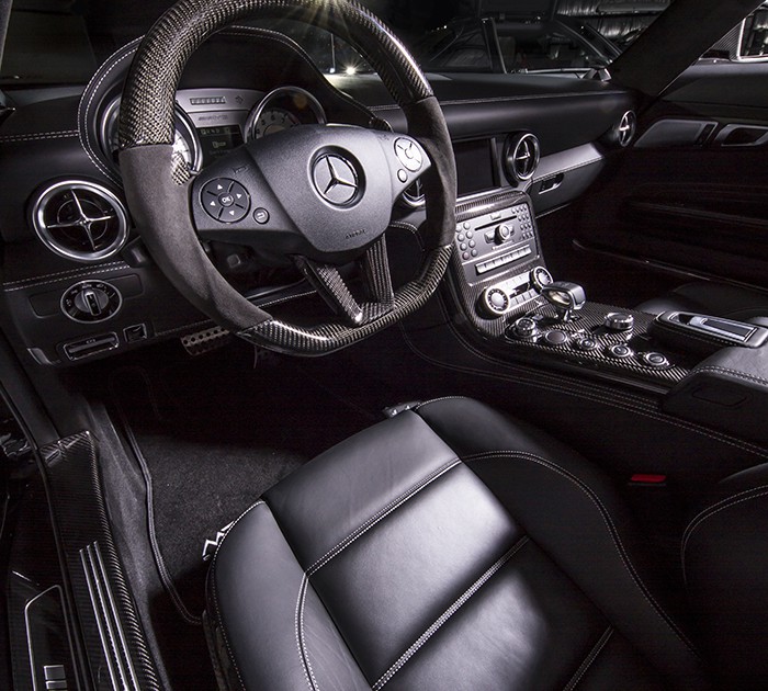 SLS R197 Mercedes Tuning AMG Interior Carbon Leder