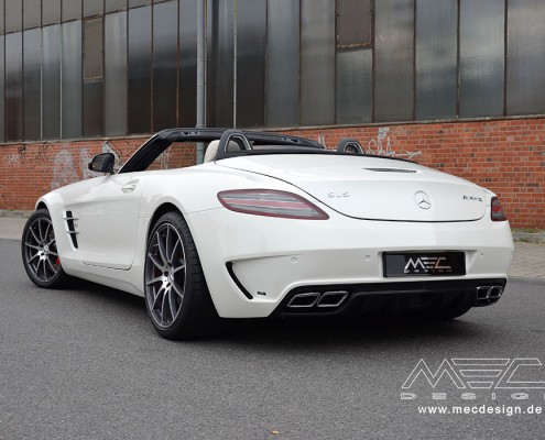 SLS R197 Mercedes Tuning AMG Bodykit Wheels Exhaust Spacer Carbon