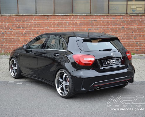 W176 A Class Mercedes Tuning AMG Bodykit Wheels Exhaust Spacer Carbon