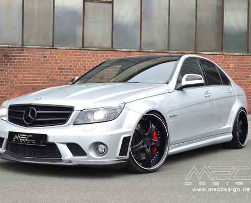 W204 C204 S204 C-Klasse Mercedes Tuning AMG Bodykit Felgen Auspuff Spurverbreiterung Carbon