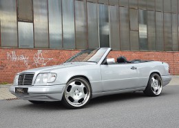 W124 Mercedes Tuning AMG Bodykit Felgen Auspuff Spurverbreiterung Carbon