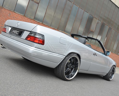 W124 Mercedes Tuning AMG Bodykit Wheels Exhaust Spacer Carbon