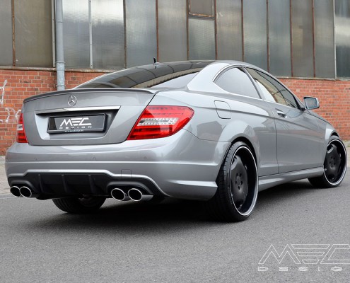 W204 C204 S204 C-Klasse Mercedes Tuning AMG Bodykit Felgen Auspuff Spurverbreiterung Carbon