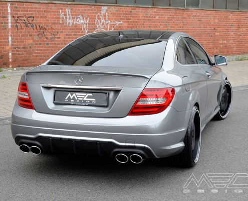 W204 C204 S204 C-Klasse Mercedes Tuning AMG Bodykit Felgen Auspuff Spurverbreiterung Carbon