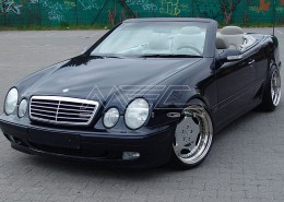 W208 A208 CLK Mercedes Tuning AMG Bodykit Felgen Auspuff Spurverbreiterung Carbon