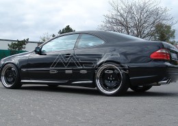 W208 A208 CLK Mercedes Tuning AMG Bodykit Felgen Auspuff Spurverbreiterung Carbon