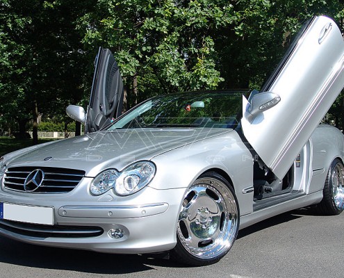 W209 A209 CLK Mercedes Tuning AMG Bodykit Felgen Auspuff Spurverbreiterung Carbon