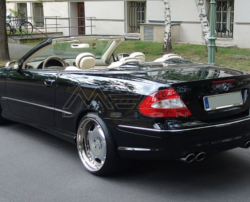 W209 A209 CLK Mercedes Tuning AMG Bodykit Felgen Auspuff Spurverbreiterung Carbon