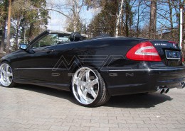 W209 A209 CLK Mercedes Tuning AMG Bodykit Felgen Auspuff Spurverbreiterung Carbon