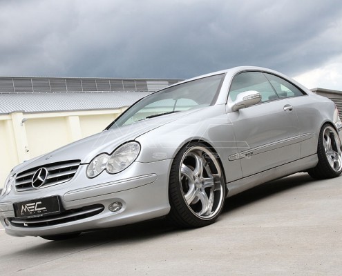 W209 A209 CLK Mercedes Tuning AMG Bodykit Wheels Exhaust Spacer Carbon