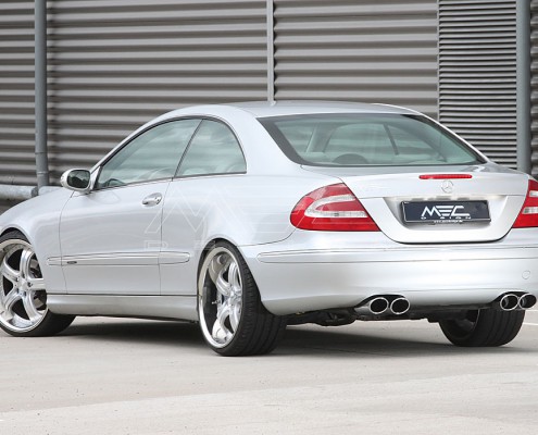 W209 A209 CLK Mercedes Tuning AMG Bodykit Wheels Exhaust Spacer Carbon