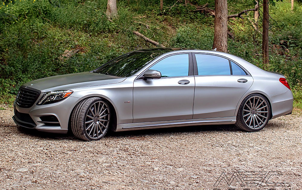 W222 V222 X222 Maybach S-Klasse Mercedes Tuning AMG Bodykit Felgen Auspuff Spurverbreiterung Carbon
