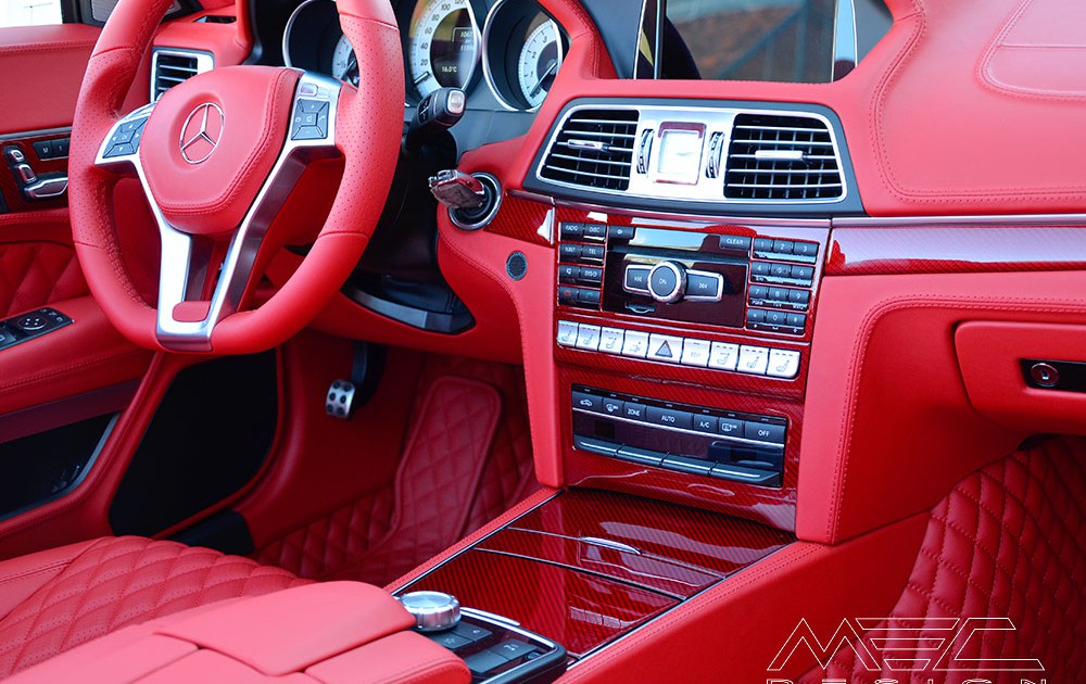 C207 A207 Mercedes Tuning AMG Interieur Carbon Leder