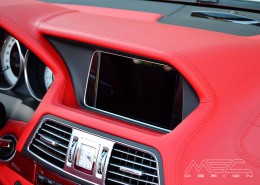 C207 A207 Mercedes Tuning AMG Interieur Carbon Leder