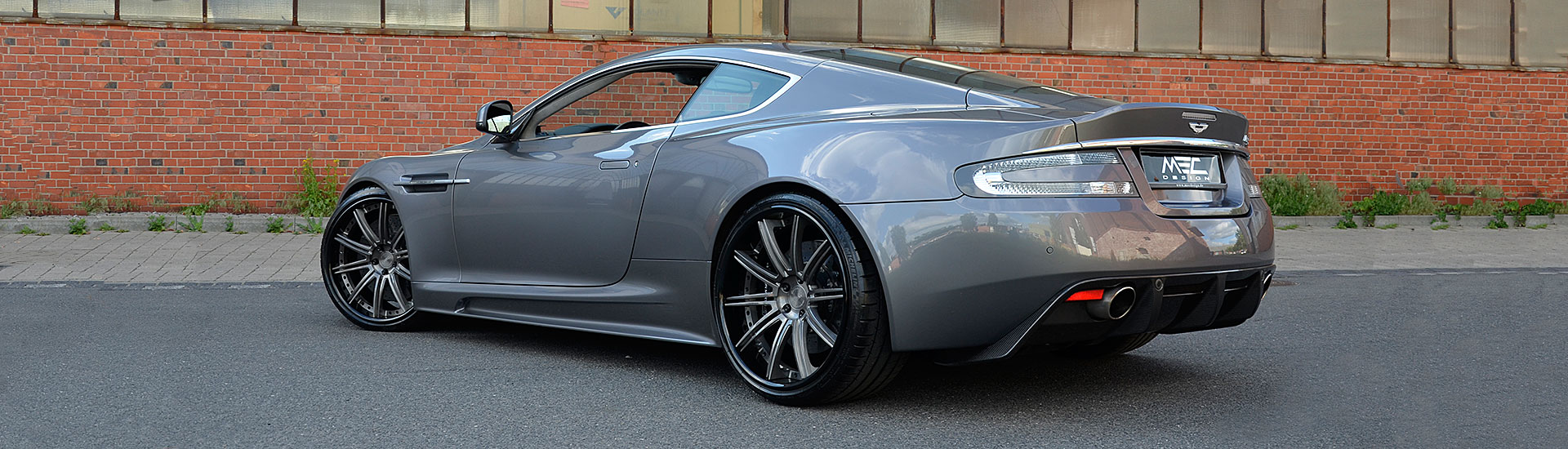 Aston Martin DBS