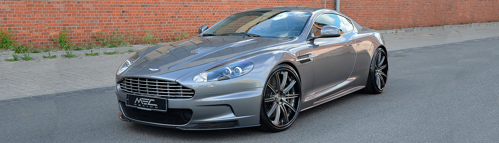 Aston Martin DBS